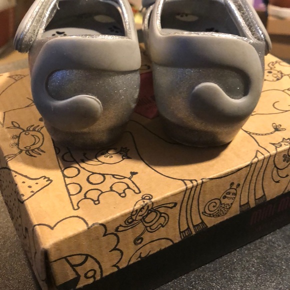 Mini Melissa Shoes - Picture 6 of 8